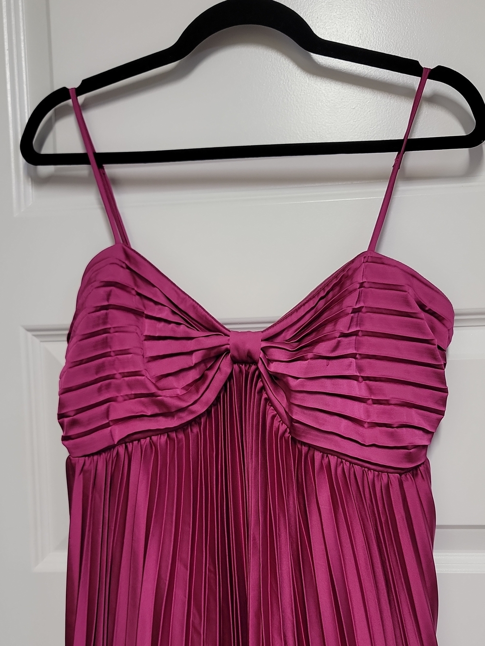 Petal & Pup Pleated Magenta Sleeveless Satin Maxi Dress Sz 12 - Picture 5 of 14
